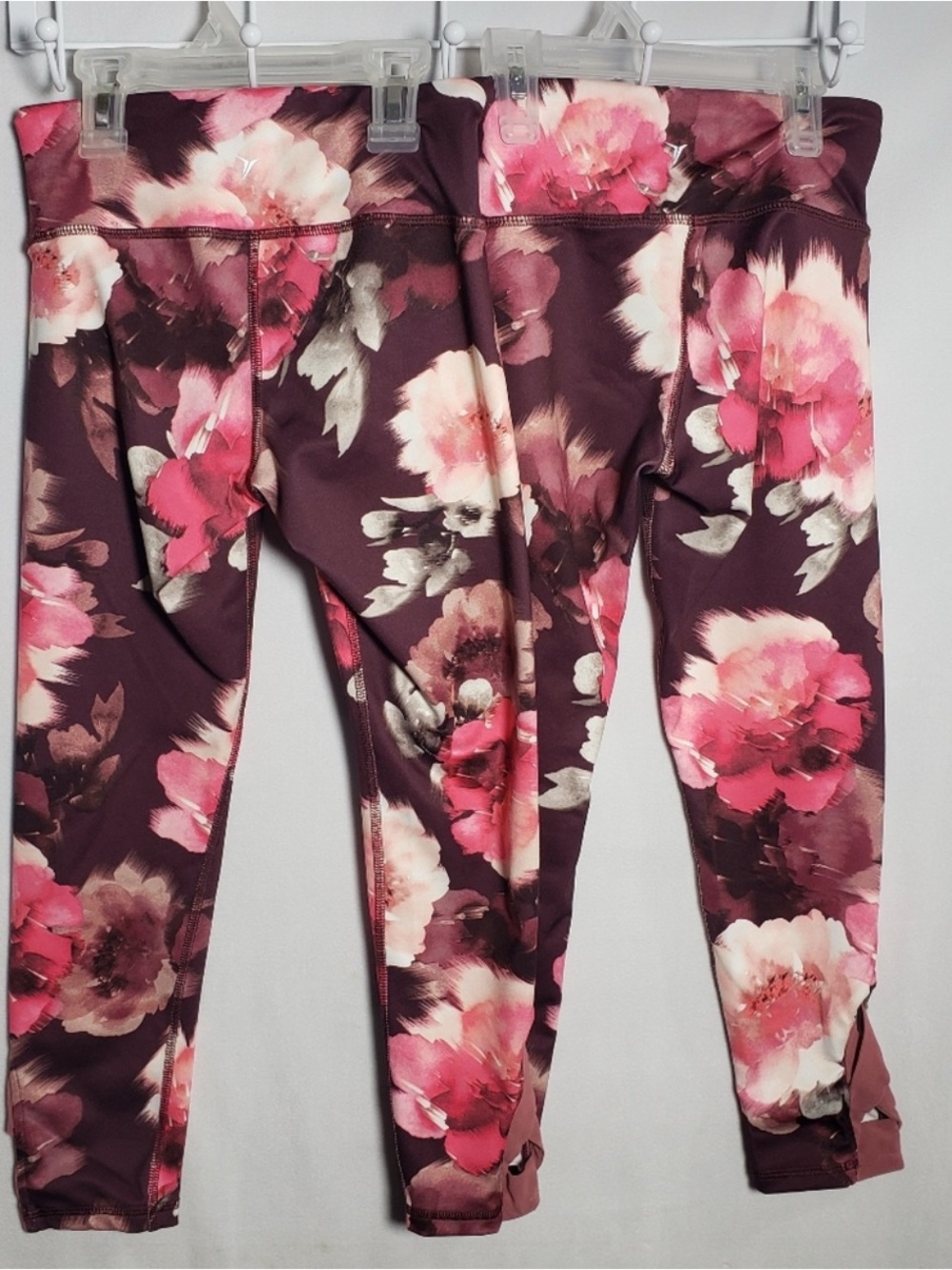 (0012) *TWINS* Girls: M/8 Old Navy Active Leggings- H3